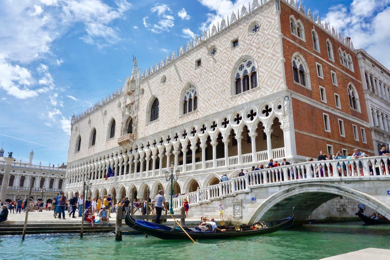 Veneziacentopercento Alle Ancore Apartment المظهر الخارجي الصورة